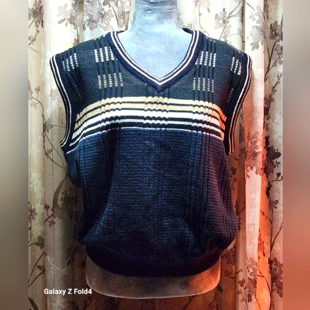 Milon Sweater
